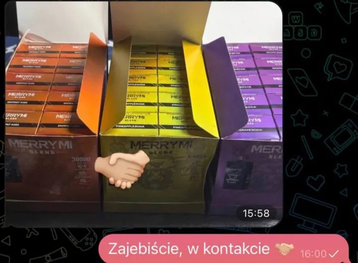 Zrzut z Telegrama: zdjęcie otwartych kartonów MerryMi Blend po odbiorze paczki